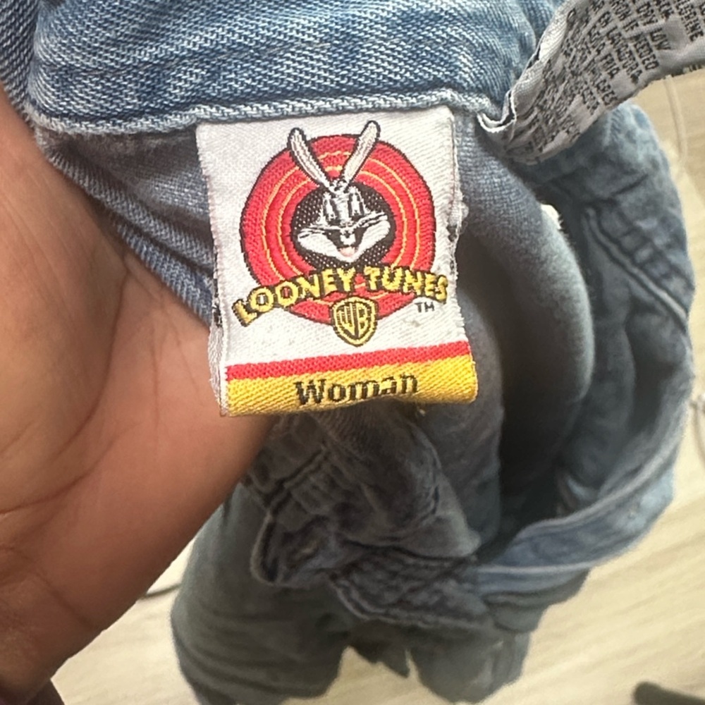 Warner Bros. Looney Tunes Women's Vintage Denim Jean Vest
26W/28W NC0307 - Picture 4 of 8